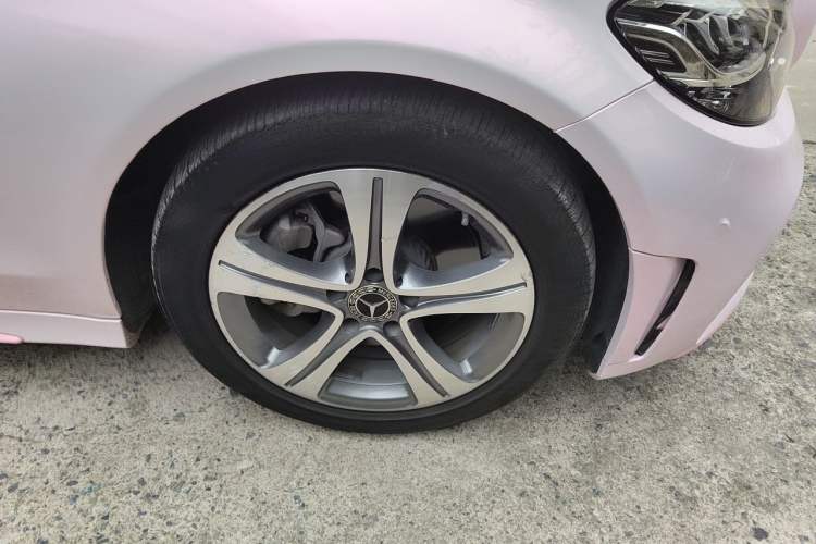 Used Mercedes-Benz C-Class 2020 C 260 L Sport Edition Right Front Wheel Hub