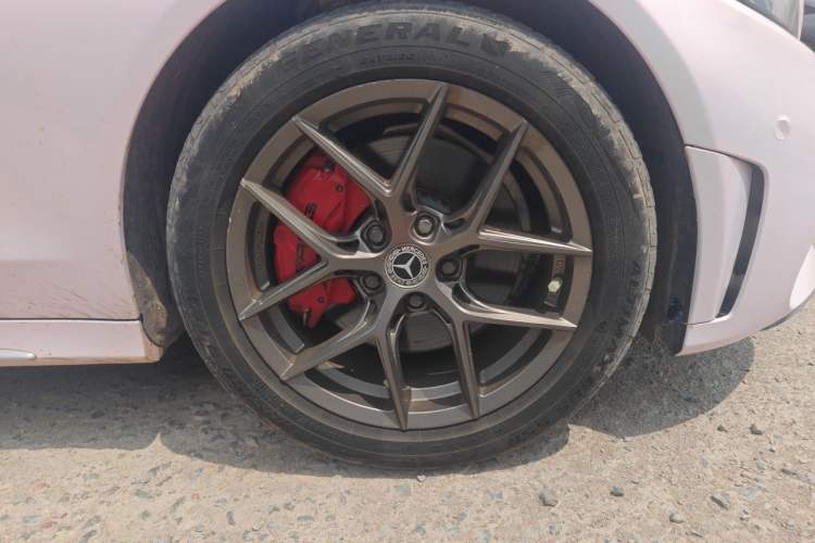 Used Mercedes-Benz C-Class 2020 C 260 L Sport Edition Right Front Wheel Hub