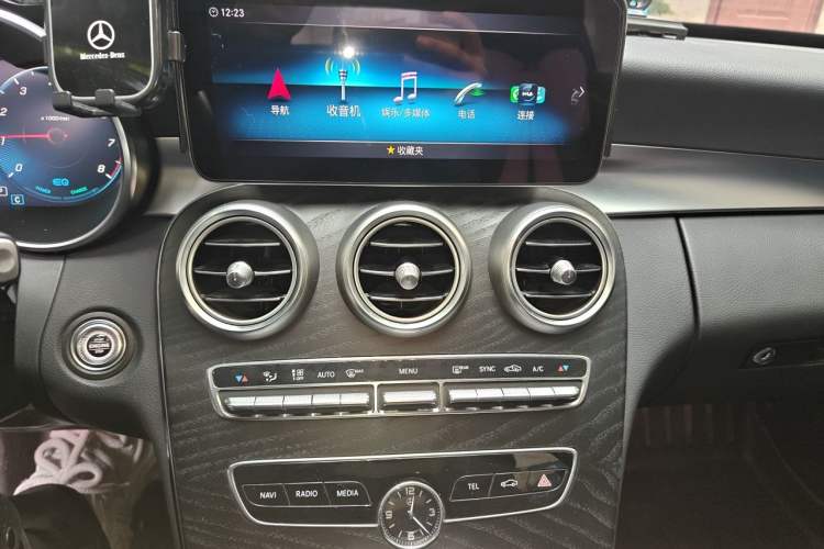 Used Mercedes-Benz C-Class 2020 C 260 Estate Audio And AC Panel