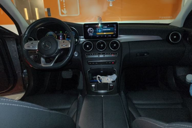 Used Mercedes-Benz C-Class 2020 C 260 L Sport Edition Center Console