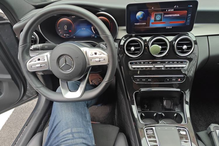 Used Mercedes-Benz C-Class 2020 Restyled C 260 Sport Edition Center Console