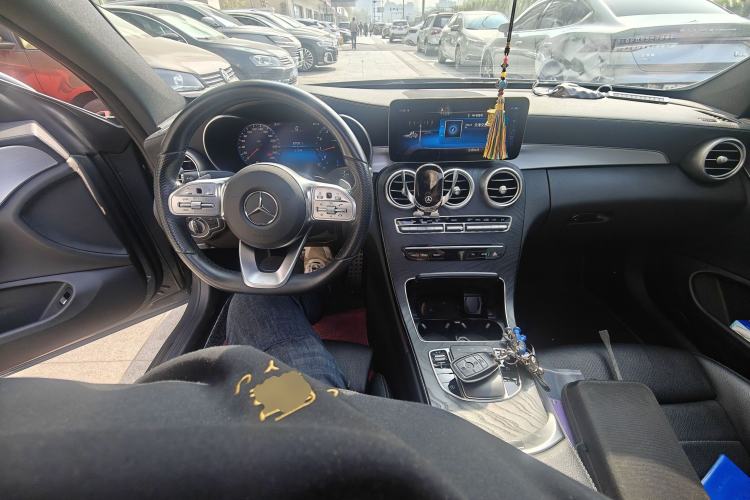 Used Mercedes-Benz C-Class 2020 C 200 Coupe Center Console