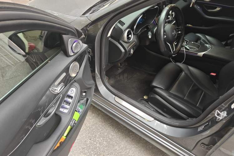 Used Mercedes-Benz C-Class 2020 C 260 Estate Driver Seat