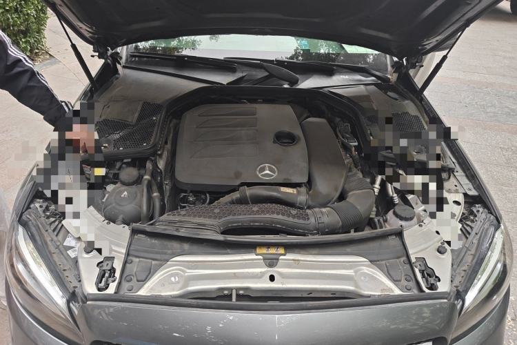 Used Mercedes-Benz C-Class 2020 C 260 Estate Engine Bay