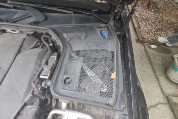 Used Mercedes-Benz C-Class 2020 Restyled C 260 L Sport Edition Engine Bay Left