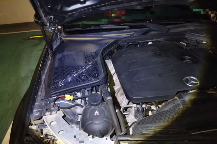 Used Mercedes-Benz C-Class 2020 C 260 L Sport Edition Engine Bay Right
