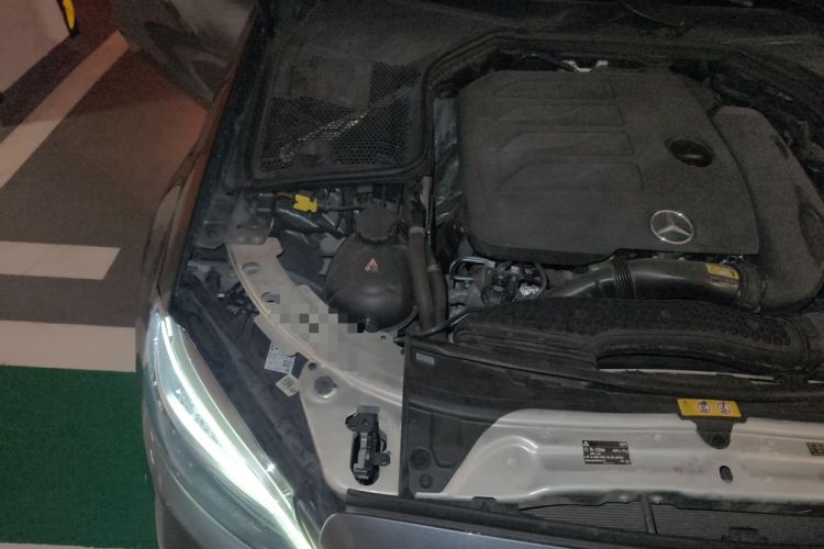 Used Mercedes-Benz C-Class 2020 C 260 L Sport Edition Engine Bay Right