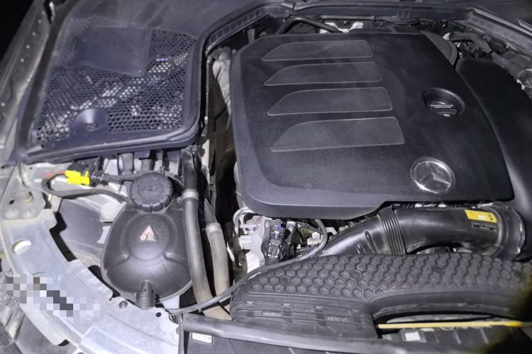 Used Mercedes-Benz C-Class 2020 C 260 L Sport Edition Engine Bay Right