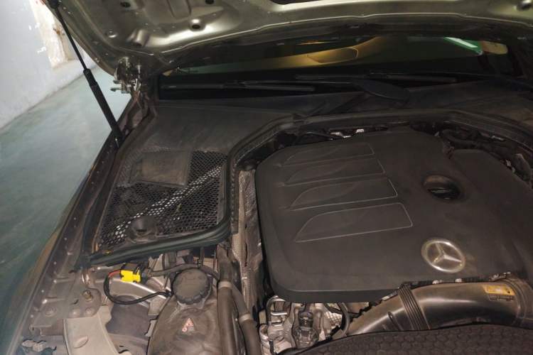 Used Mercedes-Benz C-Class 2020 C 260 L Sport Edition Engine Bay Right