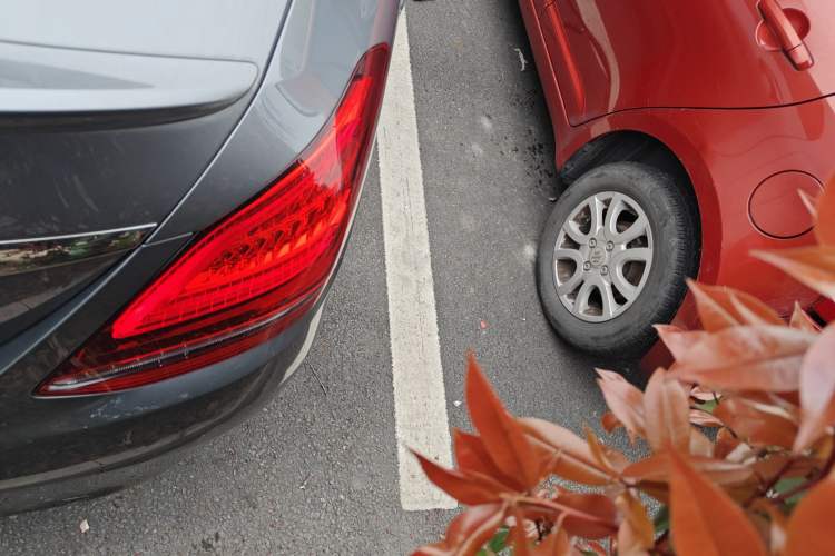 Used Mercedes-Benz C-Class 2020 Restyled C 260 Sport Edition Exterior 1
