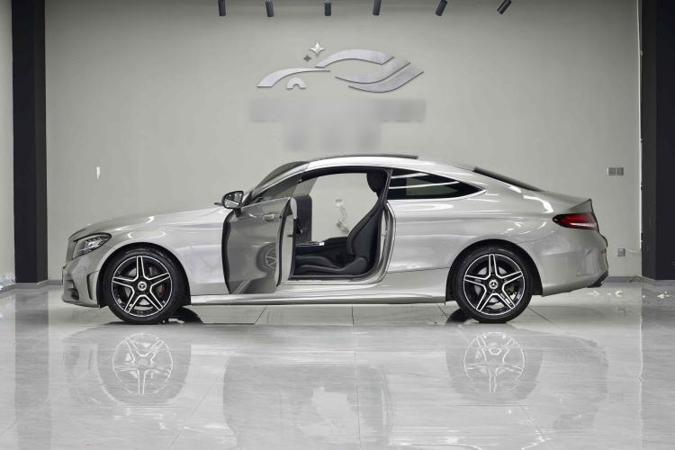 Used Mercedes-Benz C-Class 2020 C 260 Coupe Exterior 6