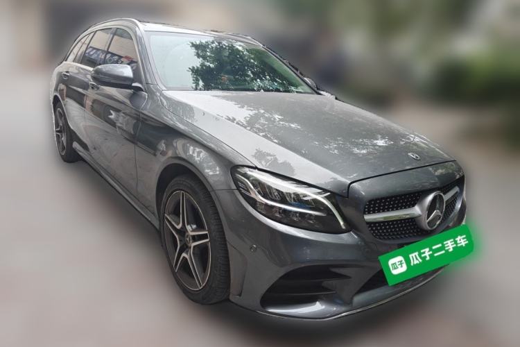 Used Mercedes-Benz C-Class 2020 C 260 Estate Front Right 45 Deg