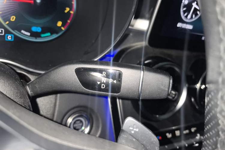 Used Mercedes-Benz C-Class 2020 C 260 L Sport Edition Gear Lever