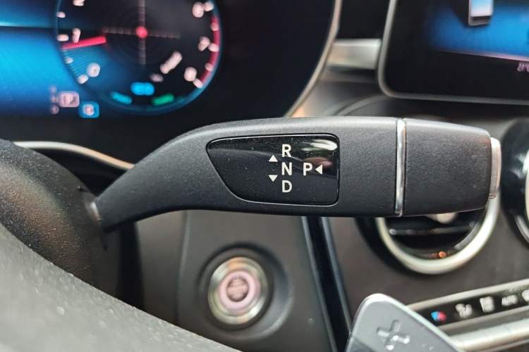 Used Mercedes-Benz C-Class 2020 Restyled C 260 L Sport Edition 4MATIC Gear Lever