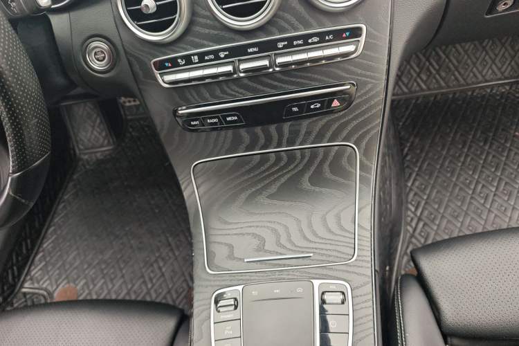 Used Mercedes-Benz C-Class 2020 C 260 Coupe Gear Lever