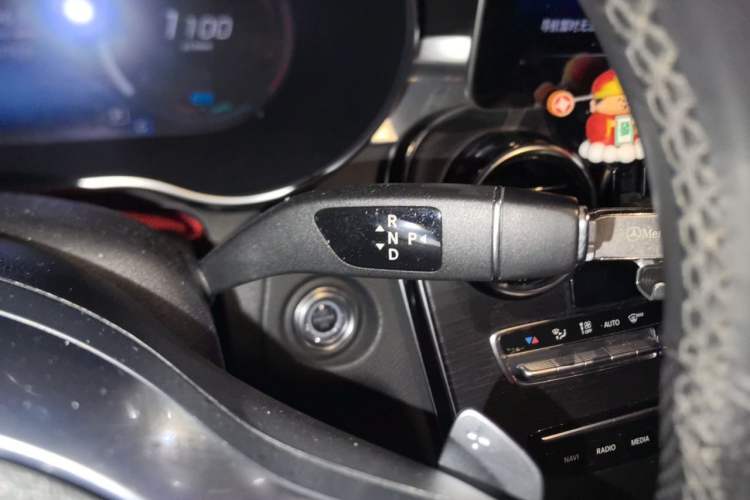 Used Mercedes-Benz C-Class 2020 C 260 L Sport Edition Gear Lever