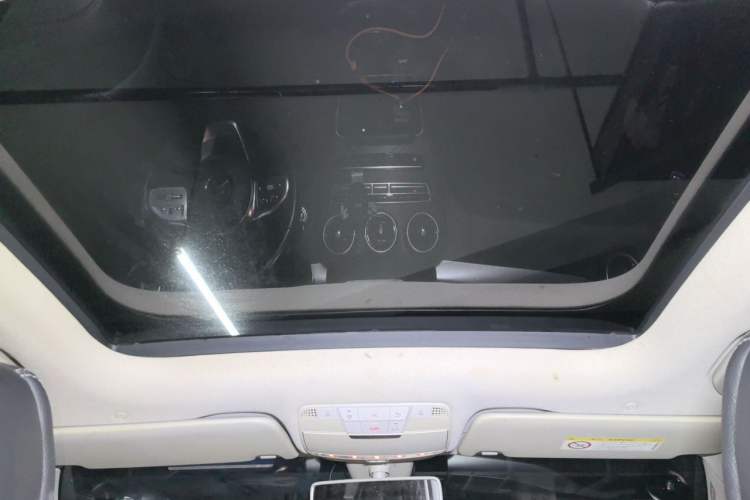 Used Mercedes-Benz C-Class 2020 C 260 L Sport Edition Headliner
