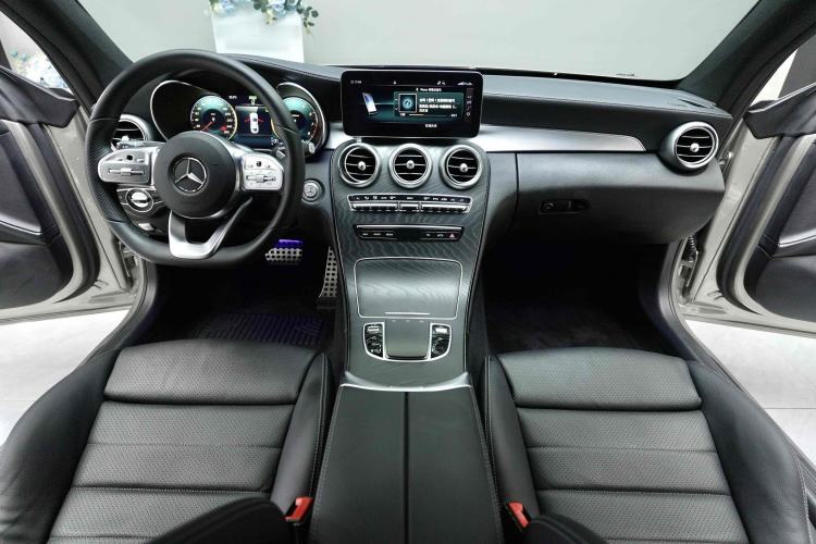 Used Mercedes-Benz C-Class 2020 C 260 Coupe Interior 2