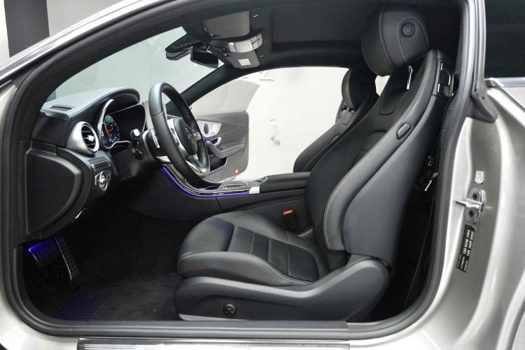 Used Mercedes-Benz C-Class 2020 C 260 Coupe Interior 6