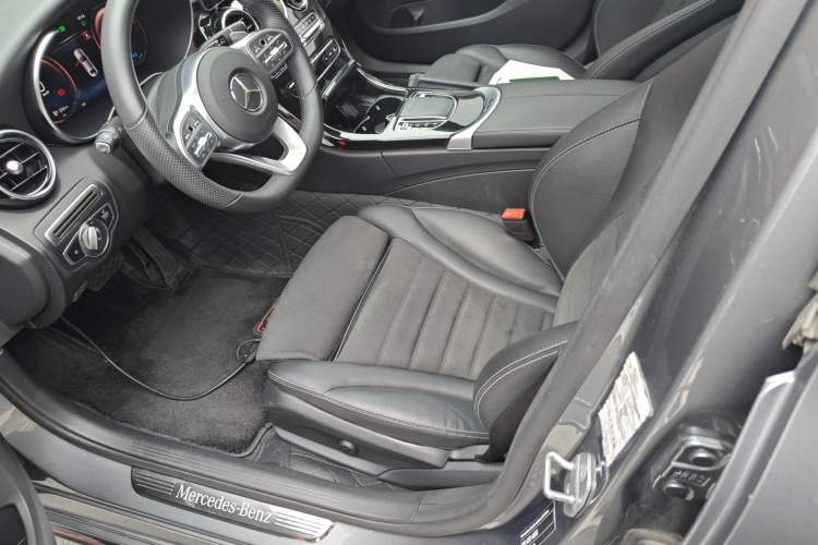 Used Mercedes-Benz C-Class 2020 Restyled C 260 Sport Edition Left Front Seat