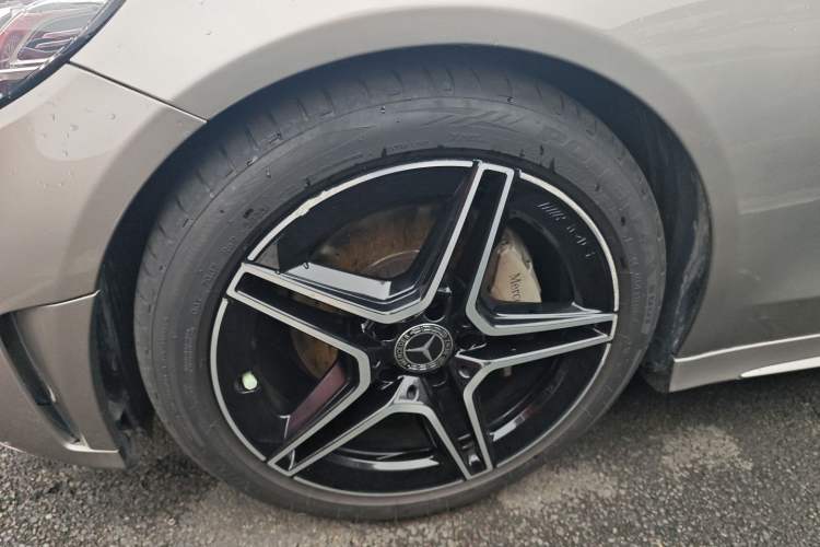 Used Mercedes-Benz C-Class 2020 C 260 Coupe Left Front Wheel Hub