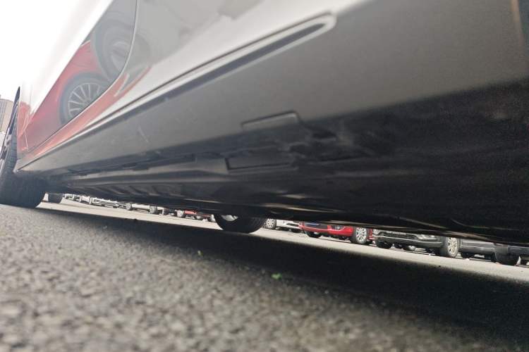 Used Mercedes-Benz C-Class 2020 C 260 Coupe Left Side Sill