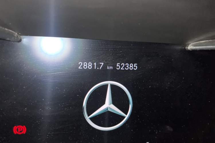 Used Mercedes-Benz C-Class 2020 C 260 L Sport Edition Odometer Close Up