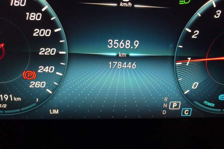 Used Mercedes-Benz C-Class 2020 C 260 L Sport Edition Odometer Close Up