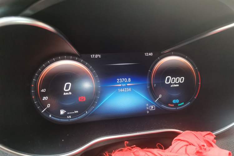 Used Mercedes-Benz C-Class 2020 C 260 Coupe Odometer Close Up