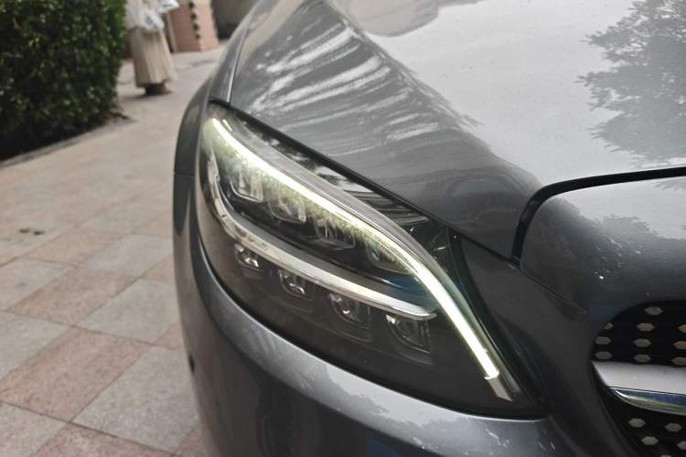 Used Mercedes-Benz C-Class 2020 C 260 Estate Right Front Headlight