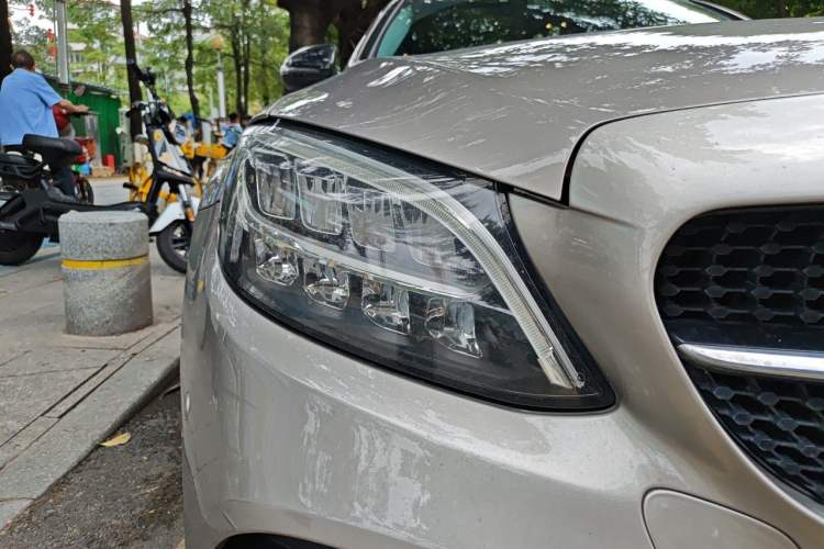 Used Mercedes-Benz C-Class 2020 Restyled C 260 L Sport Edition 4MATIC Right Front Headlight