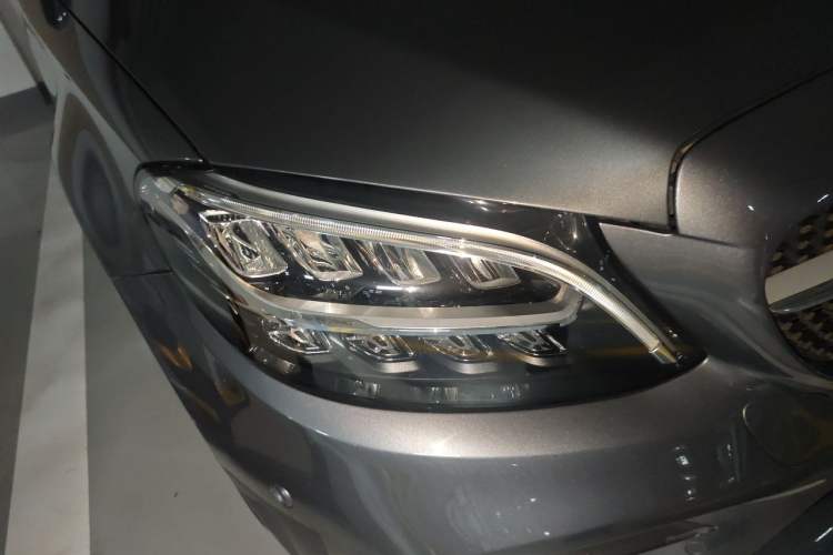 Used Mercedes-Benz C-Class 2020 C 200 Coupe Right Front Headlight
