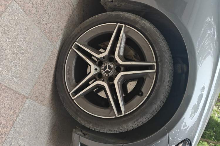 Used Mercedes-Benz C-Class 2020 C 260 Estate Right Front Wheel Hub
