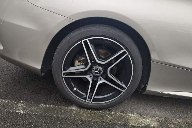 Used Mercedes-Benz C-Class 2020 C 260 Coupe Right Rear Wheel Hub