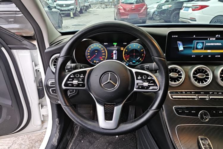 Used Mercedes-Benz C-Class 2020 Facelifted C 260 Estate Steering Wheel