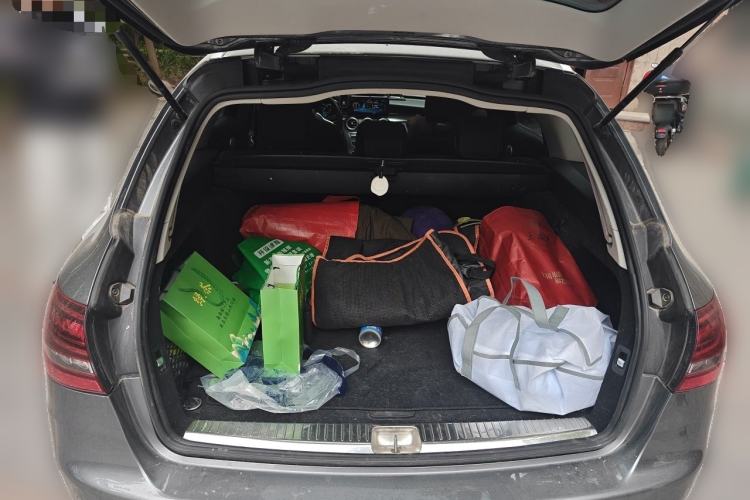 Used Mercedes-Benz C-Class 2020 C 260 Estate Trunk