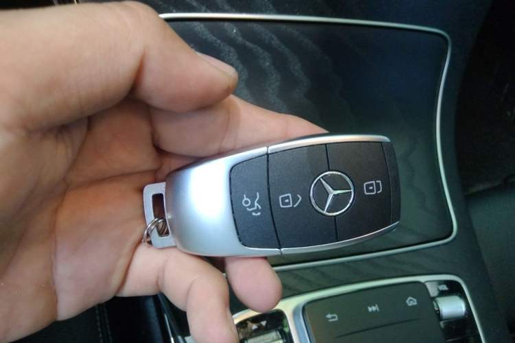 Used Mercedes-Benz C-Class 2020 C 200 L Fashion Edition Sport Version Vehicle Key