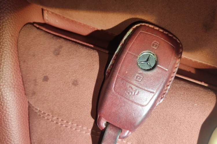 Used Mercedes-Benz C-Class 2020 Restyled C 260 Sport Edition Vehicle Key