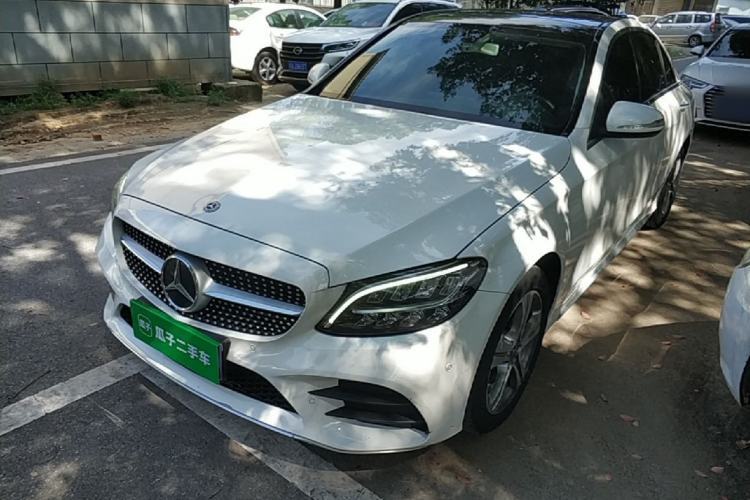 Used Mercedes-Benz C-Class 2020 C 260 L Sport Edition Guazi used car, China used car export, Used car for sale, Used Mercedes-Benz cars, Cheapest cars for sale