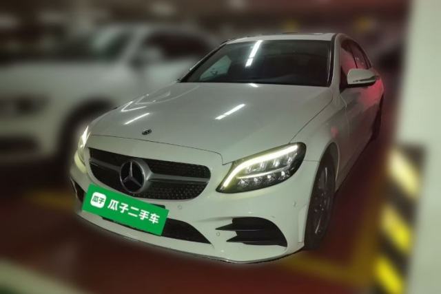 Ojetý Mercedes-Benz C-Class 2020 C 200 L Fashion Edition Sport Version