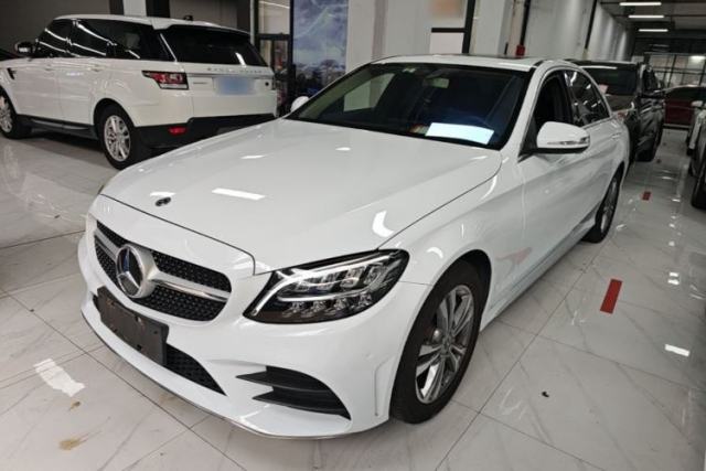 Ojetý Mercedes-Benz C-Class 2020 C 200 L Fashion Edition Sport Version