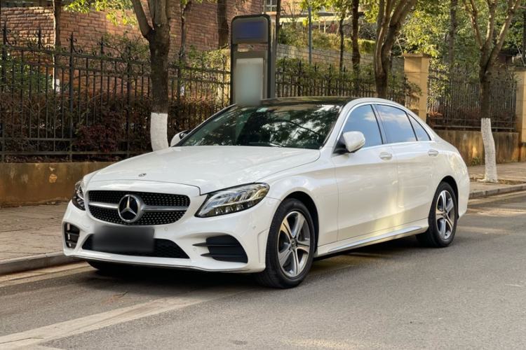 Used Mercedes-Benz C-Class 2020 C 260 L Sport Edition Guazi used car, China used car export, Used car for sale, Used Mercedes-Benz cars, Cheapest cars for sale