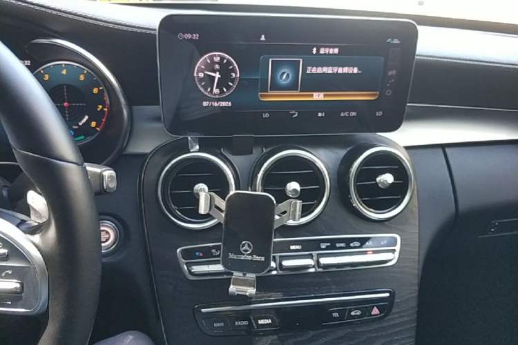 Used Mercedes-Benz C-Class 2020 C 260 L Sport Edition Audio And AC Panel