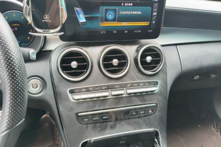 Used Mercedes-Benz C-Class 2020 Restyled C 260 L Sport Edition Audio And AC Panel