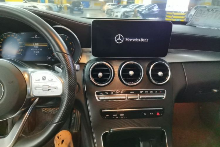 Used Mercedes-Benz C-Class 2020 C 200 L Fashion Edition Sport Version Audio And AC Panel