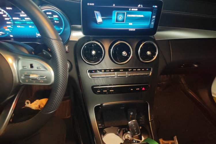 Used Mercedes-Benz C-Class 2020 C 260 L Sport Edition Audio And AC Panel