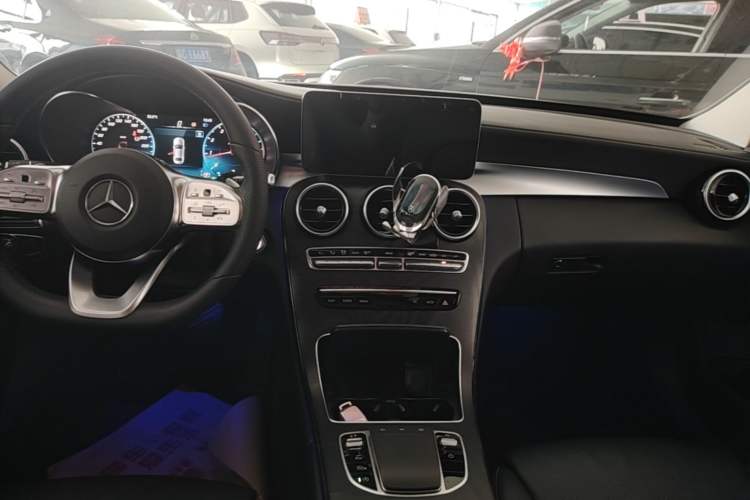 Used Mercedes-Benz C-Class 2020 Restyled C 200 L Fashion Edition Sport Version Audio And AC Panel