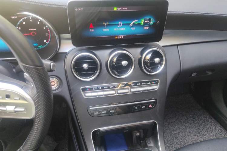 Used Mercedes-Benz C-Class 2020 C 260 L Sport Edition Audio And AC Panel