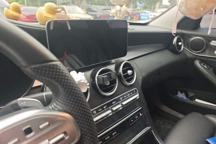 Used Mercedes-Benz C-Class 2020 C 260 L Sport Edition Audio And AC Panel