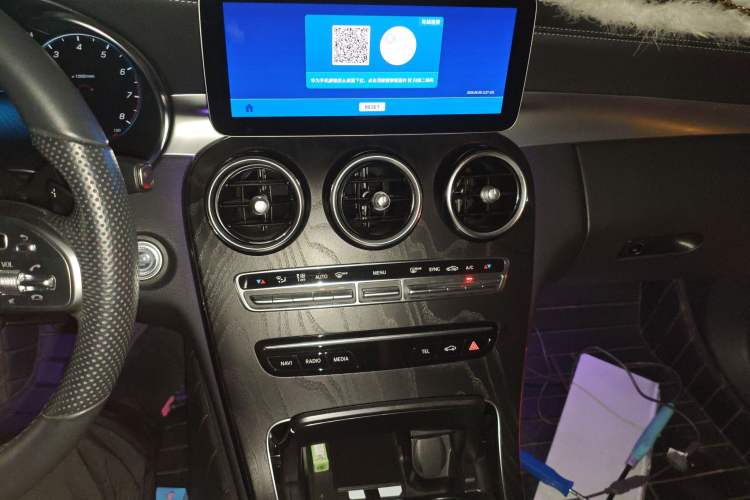 Used Mercedes-Benz C-Class 2020 Restyled C 200 L Fashion Edition Sport Version Audio And AC Panel